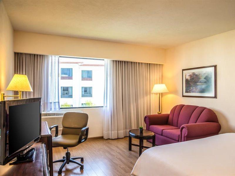 San Nicolás de los Garzas Fiesta Inn Monterrey La Fe מראה חיצוני תמונה