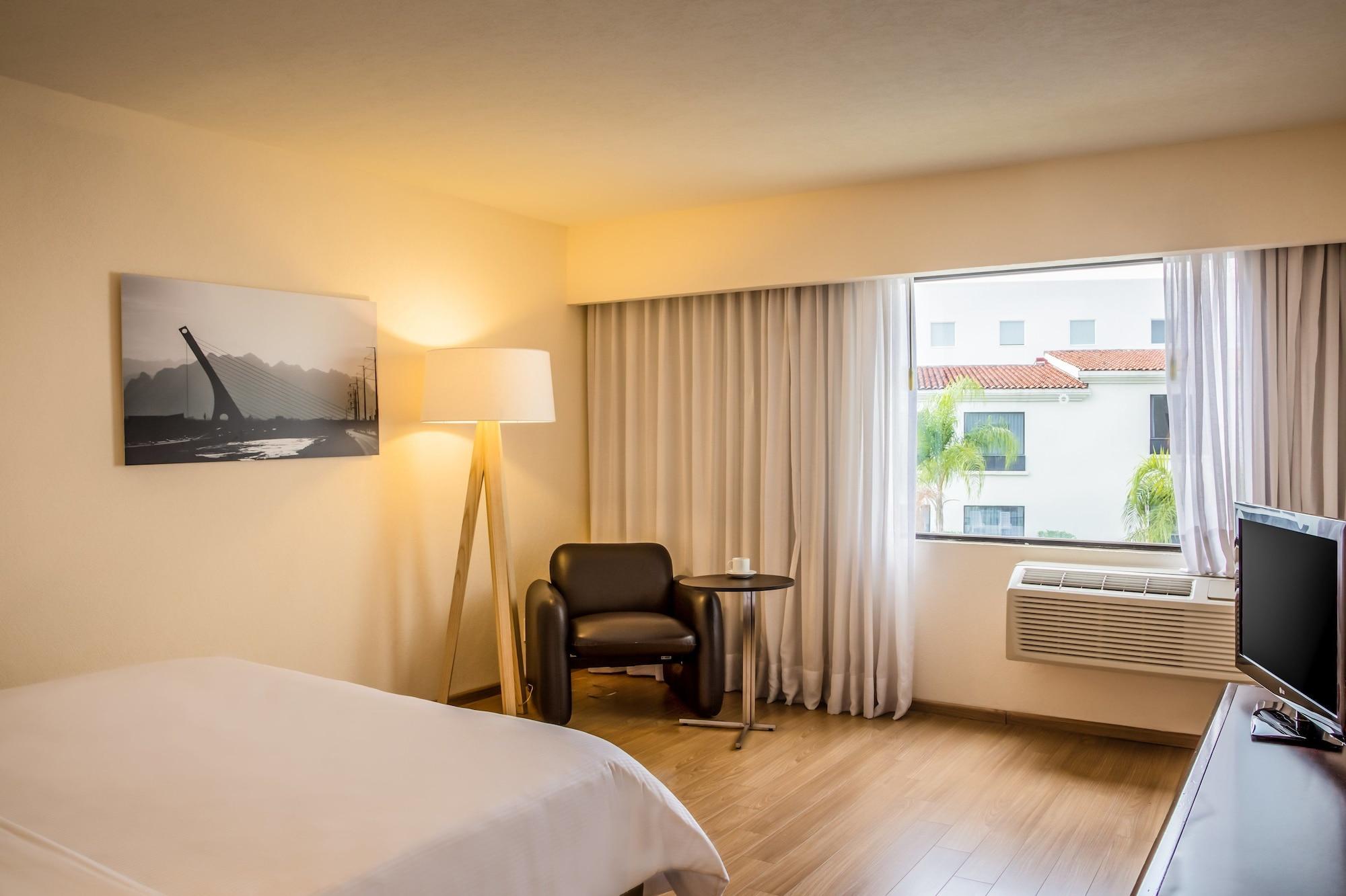 San Nicolás de los Garzas Fiesta Inn Monterrey La Fe מראה חיצוני תמונה
