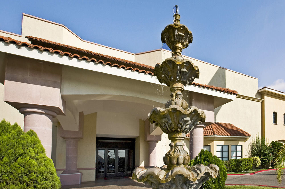 San Nicolás de los Garzas Fiesta Inn Monterrey La Fe מראה חיצוני תמונה