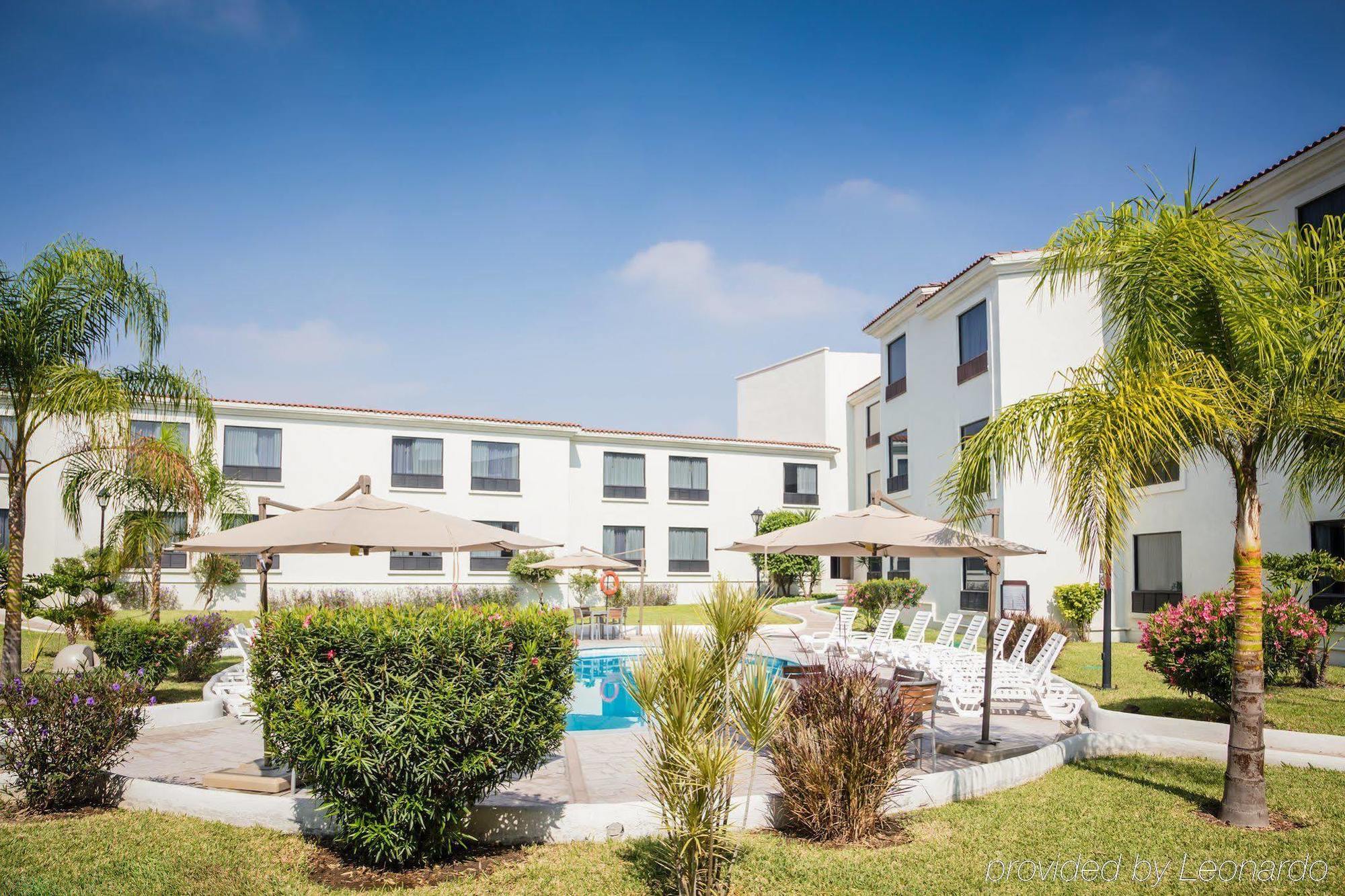 San Nicolás de los Garzas Fiesta Inn Monterrey La Fe מראה חיצוני תמונה
